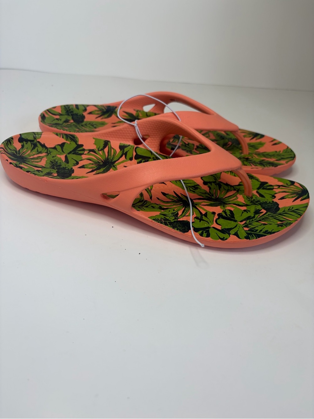 Crocs Women's Coral Tropical Print Kaydee Flip Flop Sandals Size 10